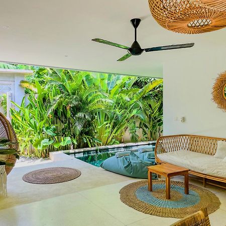 Marlaca Villas Lombok Kuta  エクステリア 写真