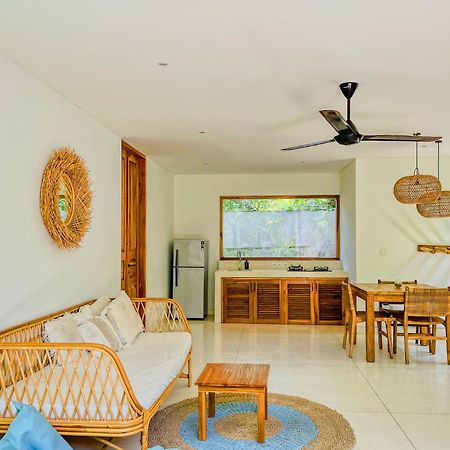 Marlaca Villas Lombok Kuta  エクステリア 写真
