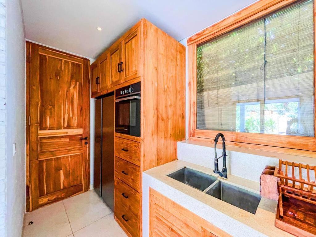 Marlaca Villas Lombok Kuta  エクステリア 写真